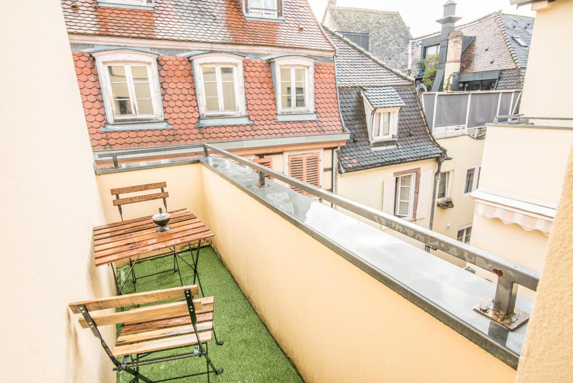 Nouveau - Le Discovery - Centre - Balcon * Colmar